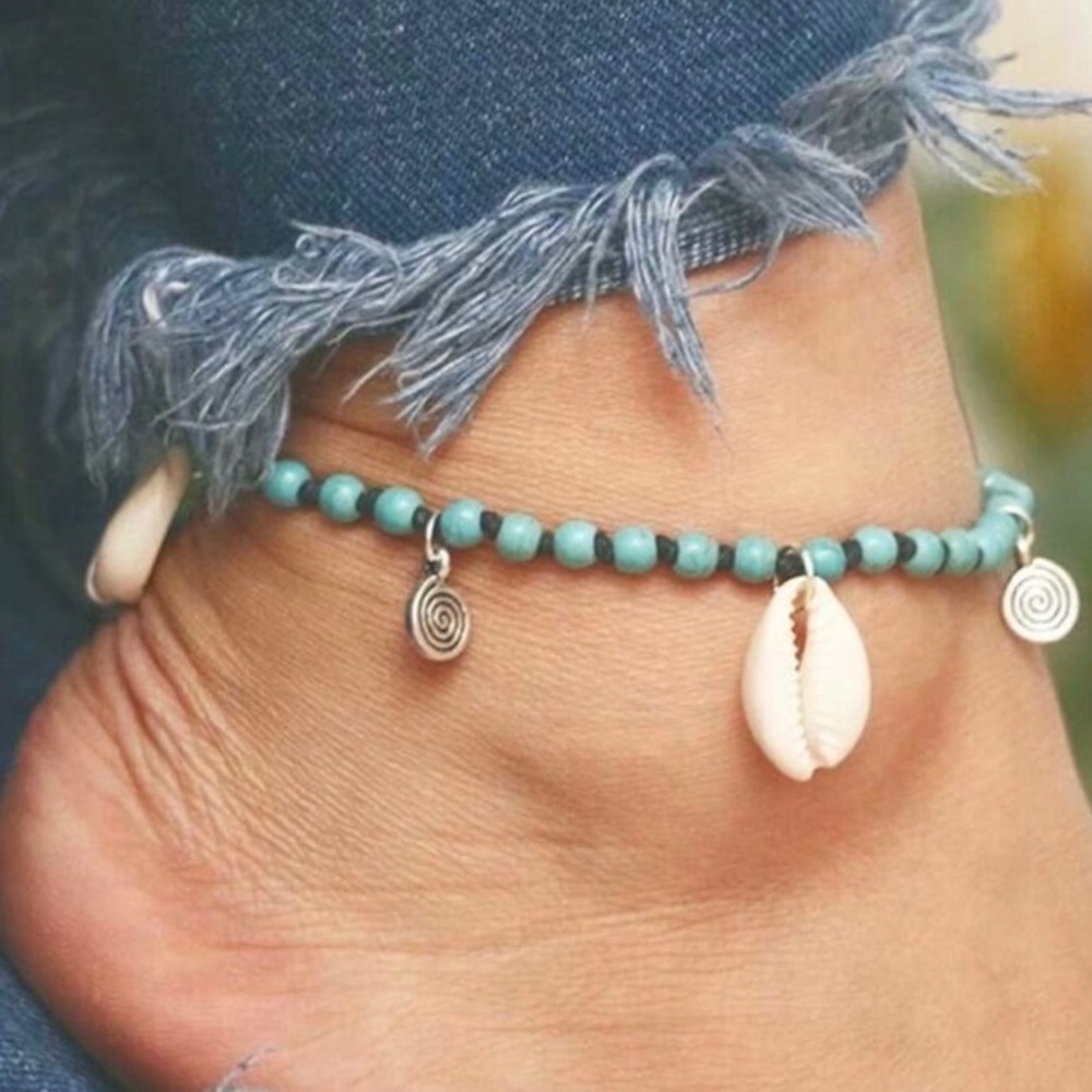 🌵Seashells on the Beach Beaded Anklet